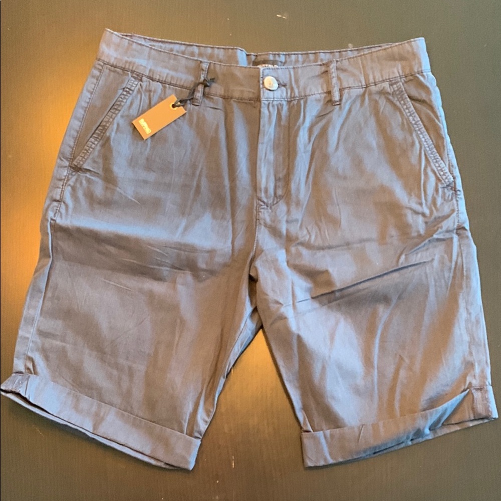 Men's Gray Shorts